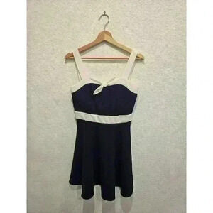 Monteau Sailor dress. Vintage look. Size small